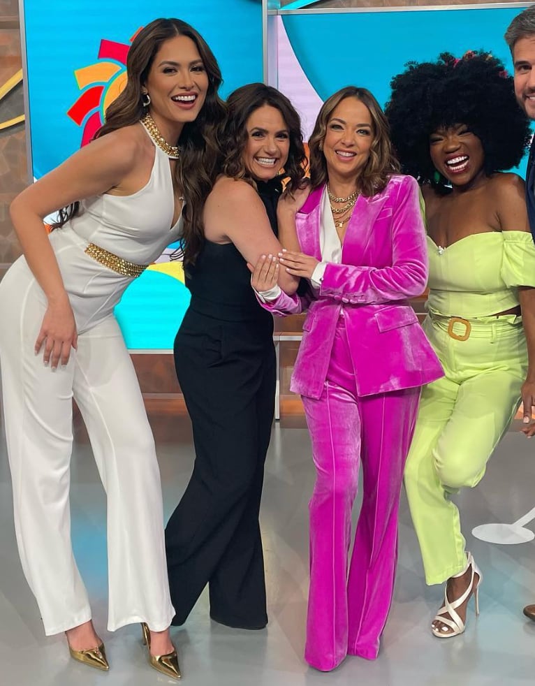 Andrea Meza, Penélope Menchaca, Chiky Bombom