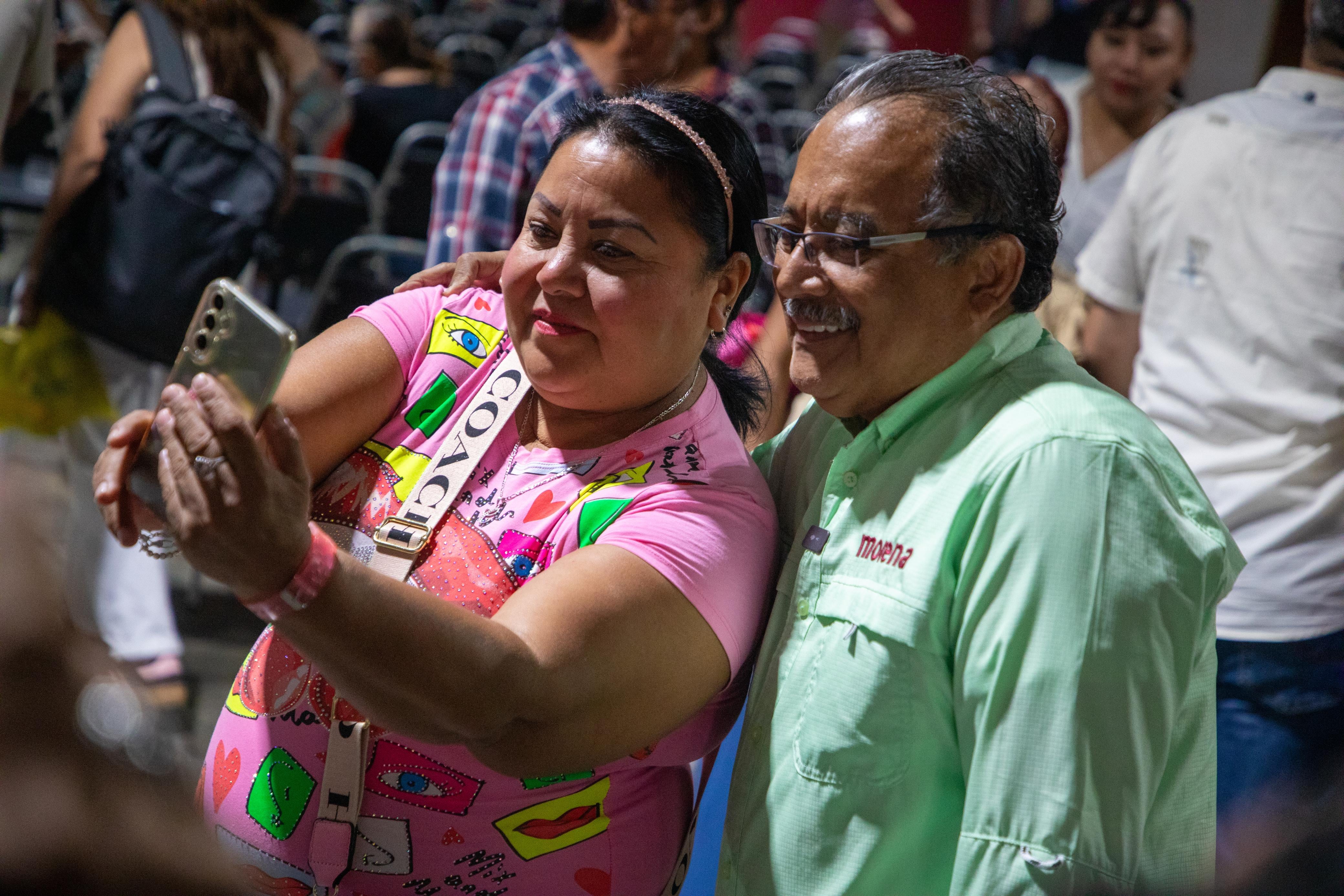 Andrés Mijes lleva las Asambleas de la Transformación por Nuevo León.