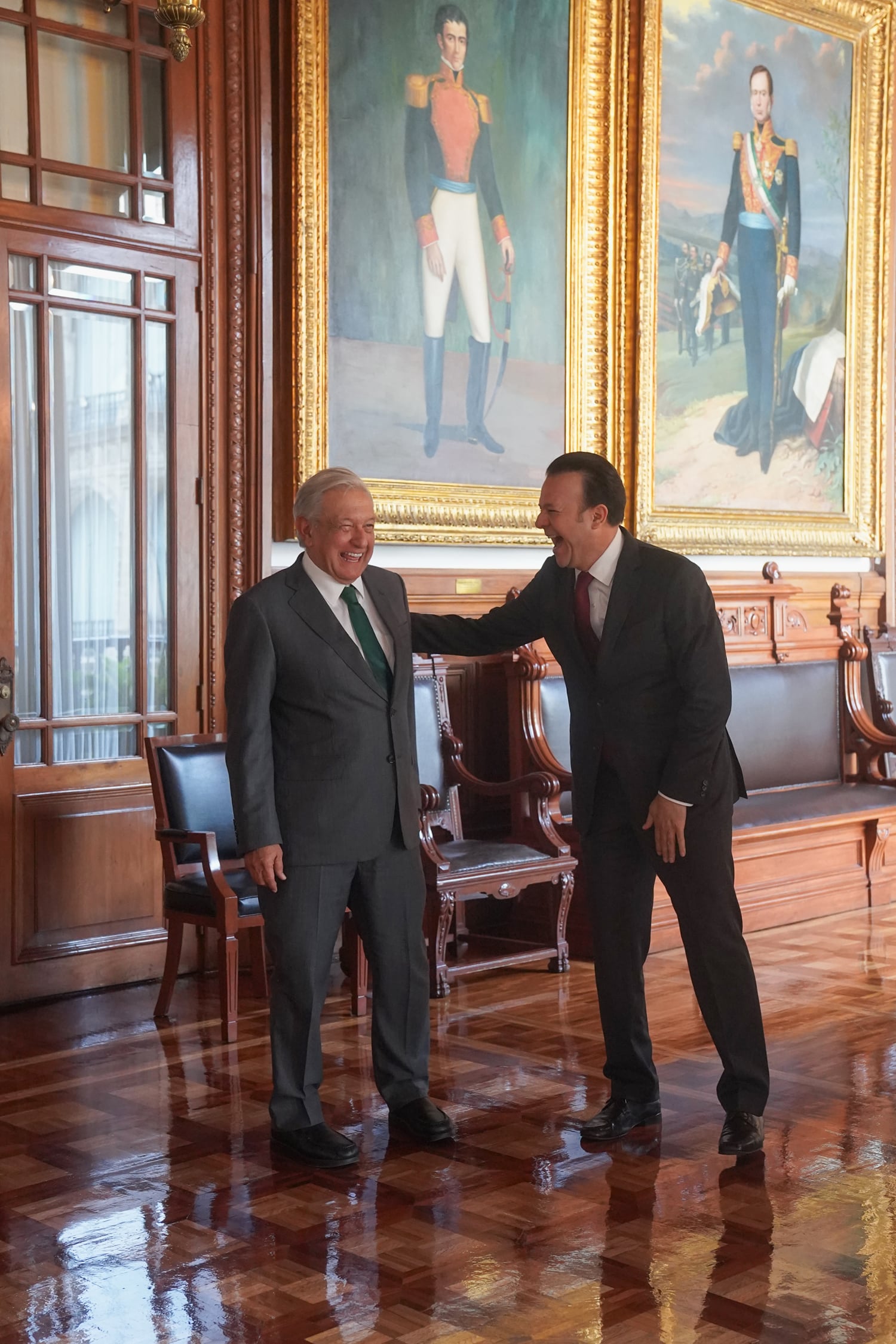 Esteban Villegas llama a AMLO "un gran presidente"