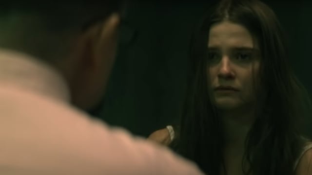 Escena de la película Girl in the Basement