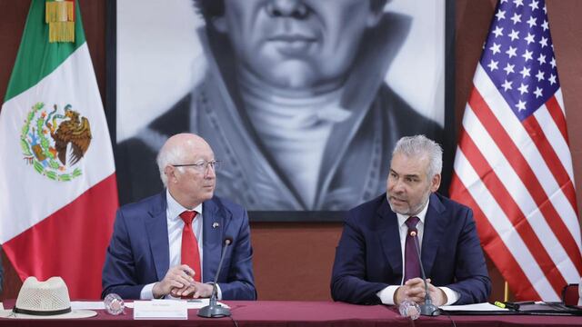 Ken Salazar y Alfredo Ramírez Bedolla