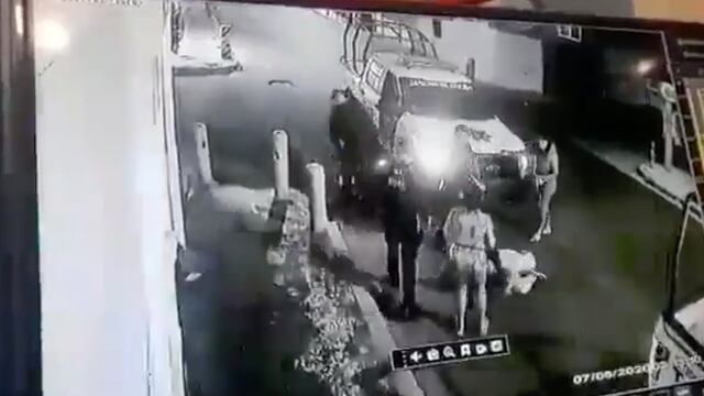 Detención de mujeres en Neza.