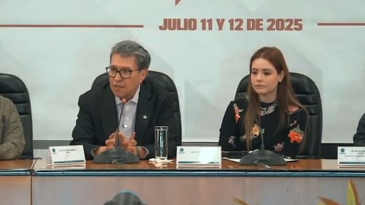 Los halagos de Maryfer Centeno a Ricardo Monreal no libraron las más duras críticas