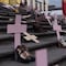Por feminicidios en Veracruz, mujeres protestan con cruces rosas