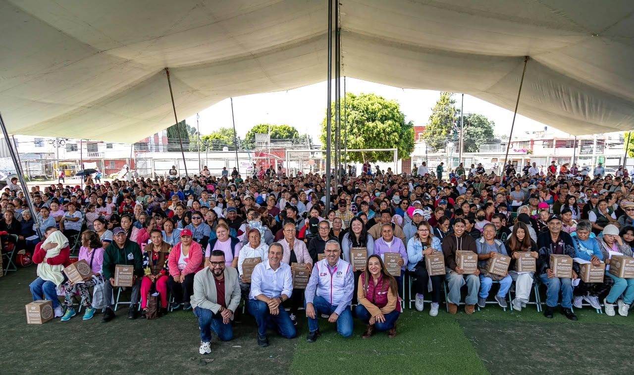 Puebla entrega 14 mil 700 despensas del programa Alimentación Imparable.
