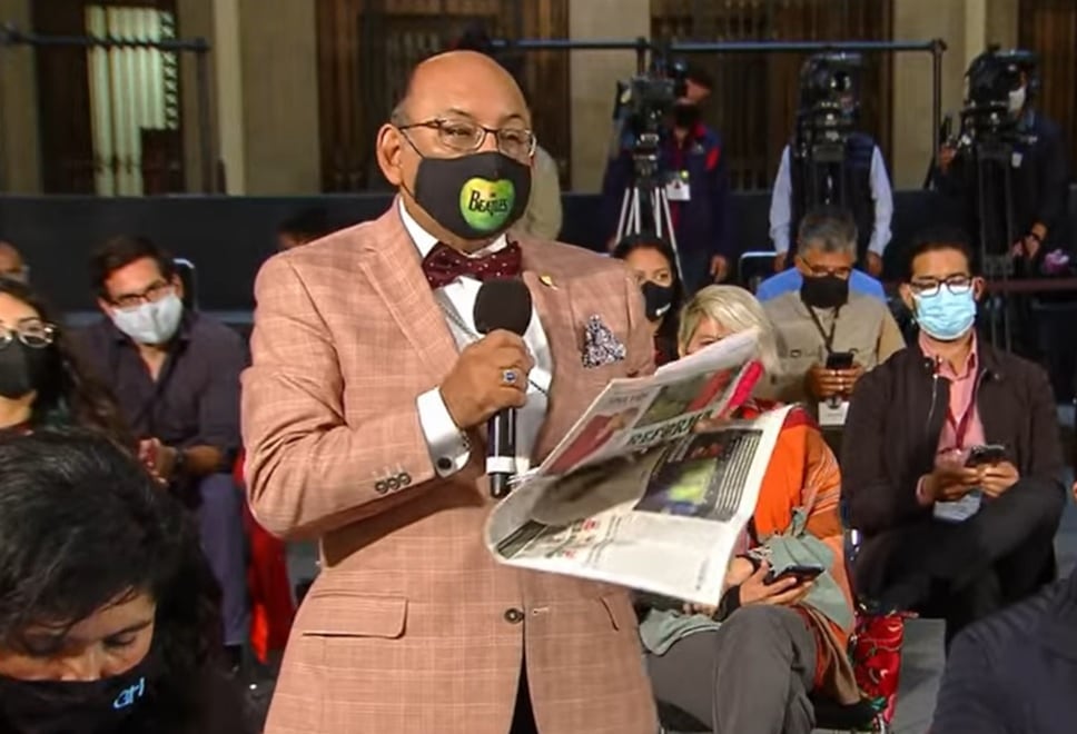 Lord Molécula se lleva el show de la mañanera