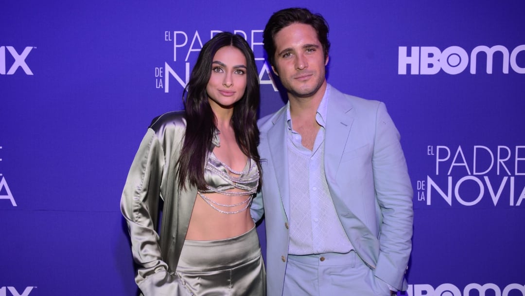 Renata Notni y Diego Boneta niegan crisis de pareja
