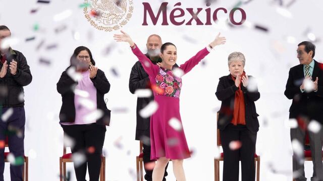 Claudia Sheinbaum en el Zócalo CDMX hoy en su discurso por los 100 días de su Gobierno