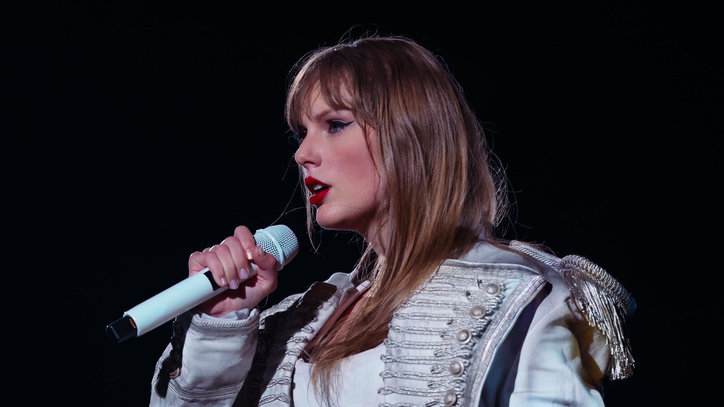 Arrestan a intruso que ingresó a la casa de Travis Kelce en busca de Taylor Swift