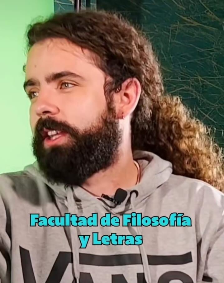 Javier Ibarreche revela cómo hacía del baño cuando estudiaba en la UNAM