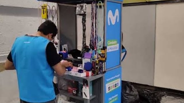Trabajadores Movistar en el Metro CDMX
