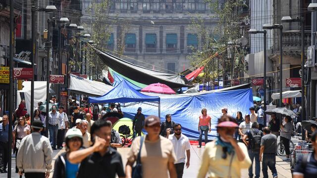 Plantón de la CNTE en el Zócalo