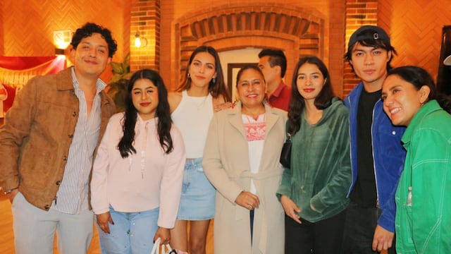 Jóvenes emprendedores respaldan a Ana Lilia Rivera.