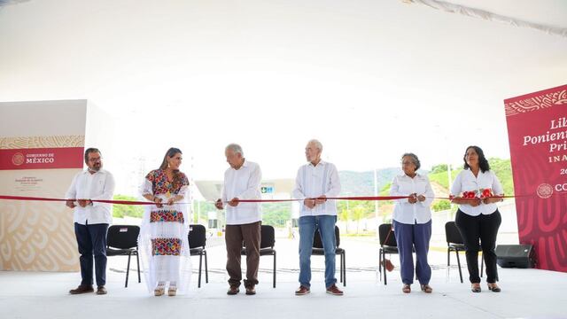 Evelyn Salgado y AMLO