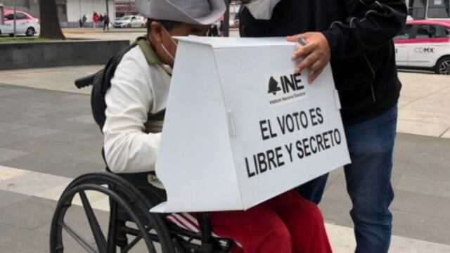 Persona en silla de ruedas