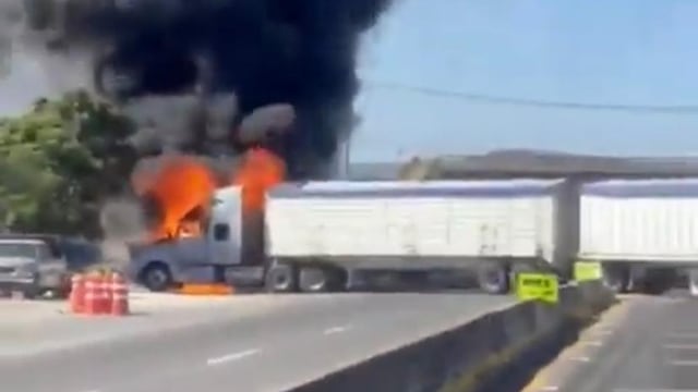 Se registraron enfrentamientos armados y bloqueos carreteros en el municipio de Ocotlán, Jalisco