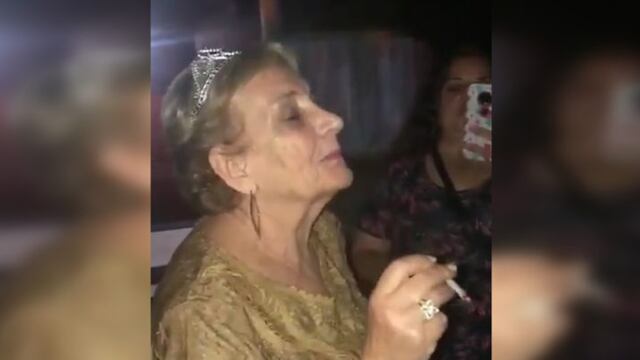 Malena, la abuela de 80 años que fuma marihuana.