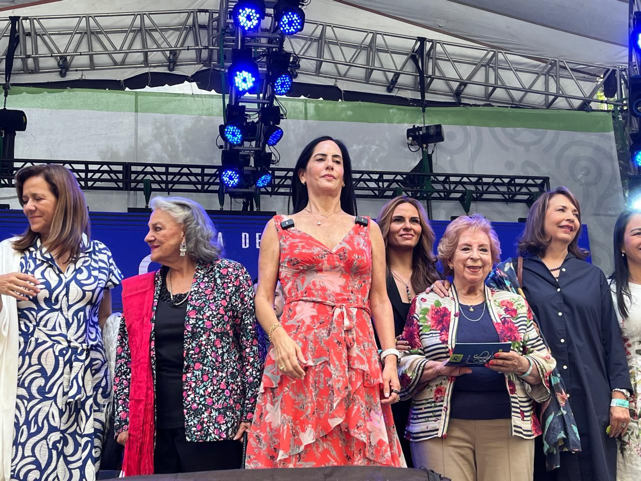 Lía Limón Feria de las Flores 2024