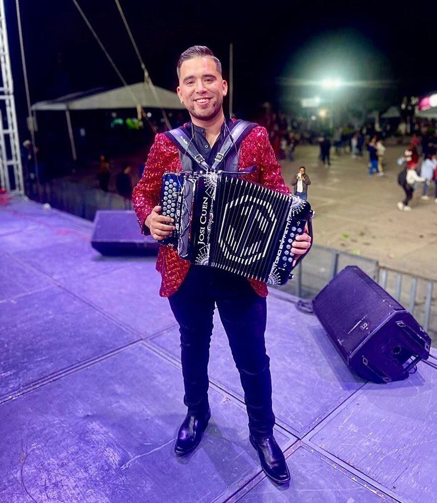 Charly Zúñiga, exintegrante de La Academia