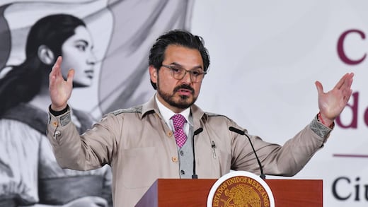Zoé Robledo se disculpó con padres de bebés que murieron en el IMSS Durango