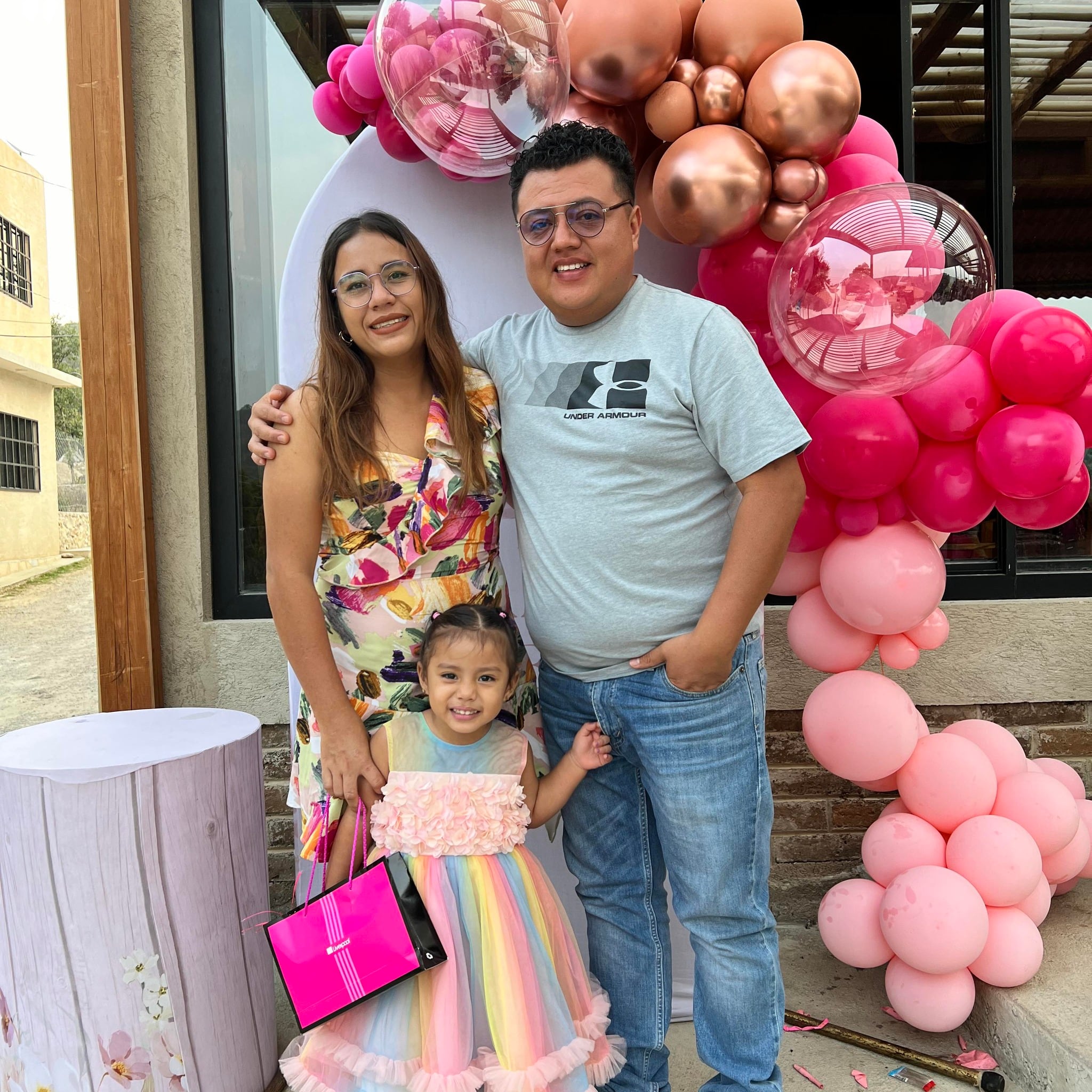 Esposa e hija de José Alberto Cifuentes Cardona