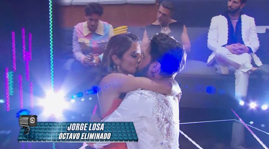 Jorge Losa besa a Ferka