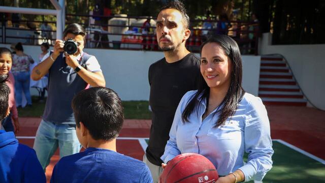 Michelle Núñez inaugura cancha en San Vicente, Valle de Bravo