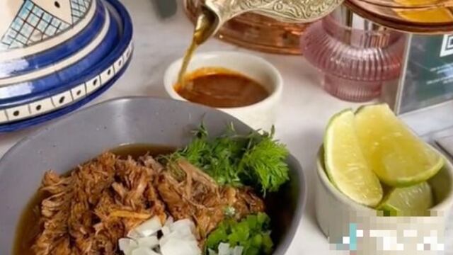 Birria en restaurante de la Condesa