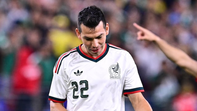 Hirving Lozano sufrió una lesión muscular con el Tri