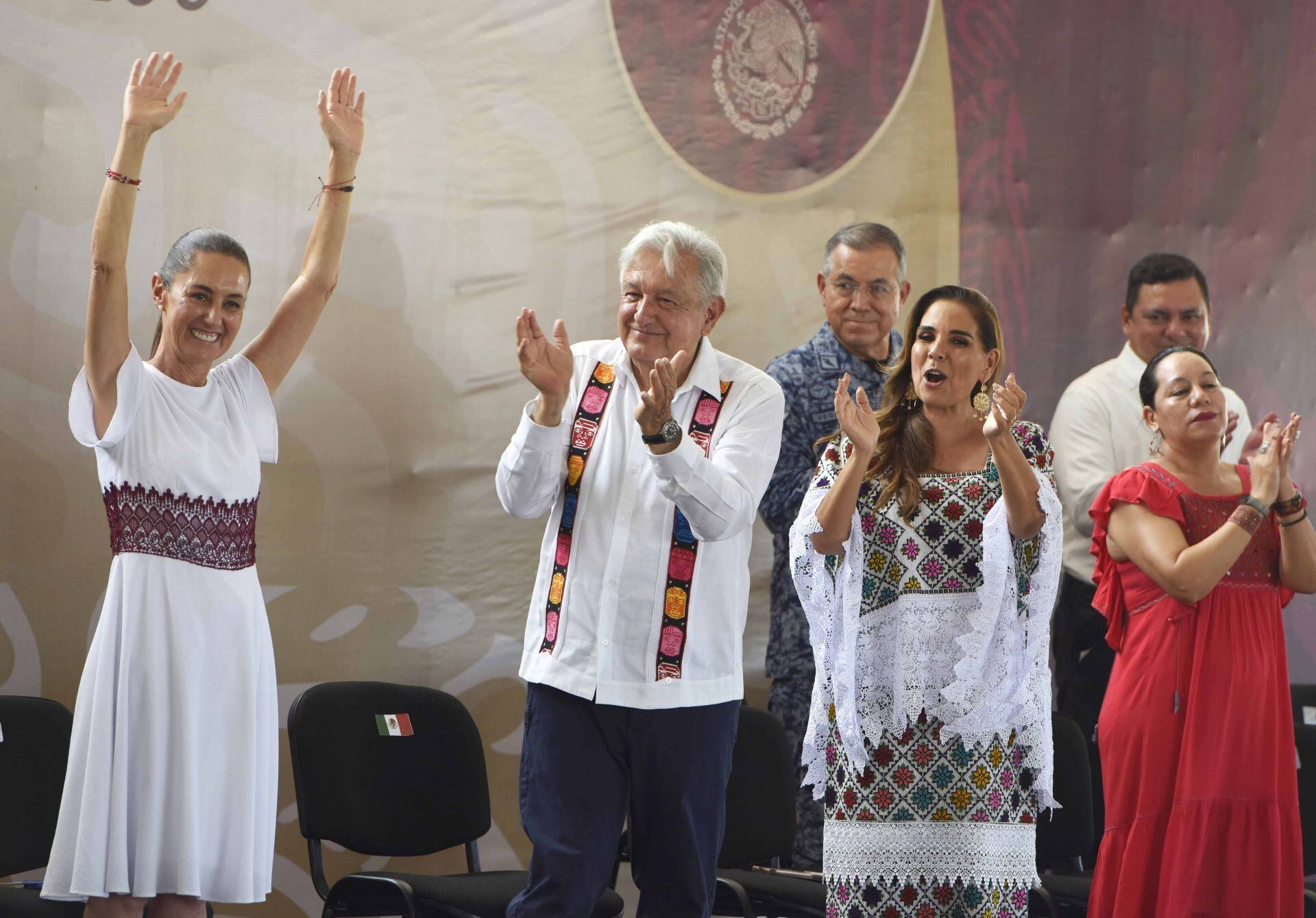 Tren Maya: AMLO y Claudia Sheinbaum realizan recorrido en Tramo 5