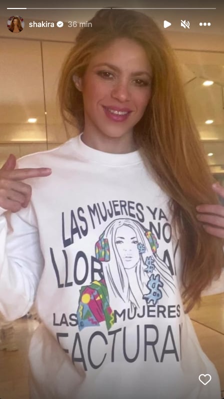 Shakira pone a la venta su sudadera con la frase "Las mujeres ya no lloran, las mujeres facturan"