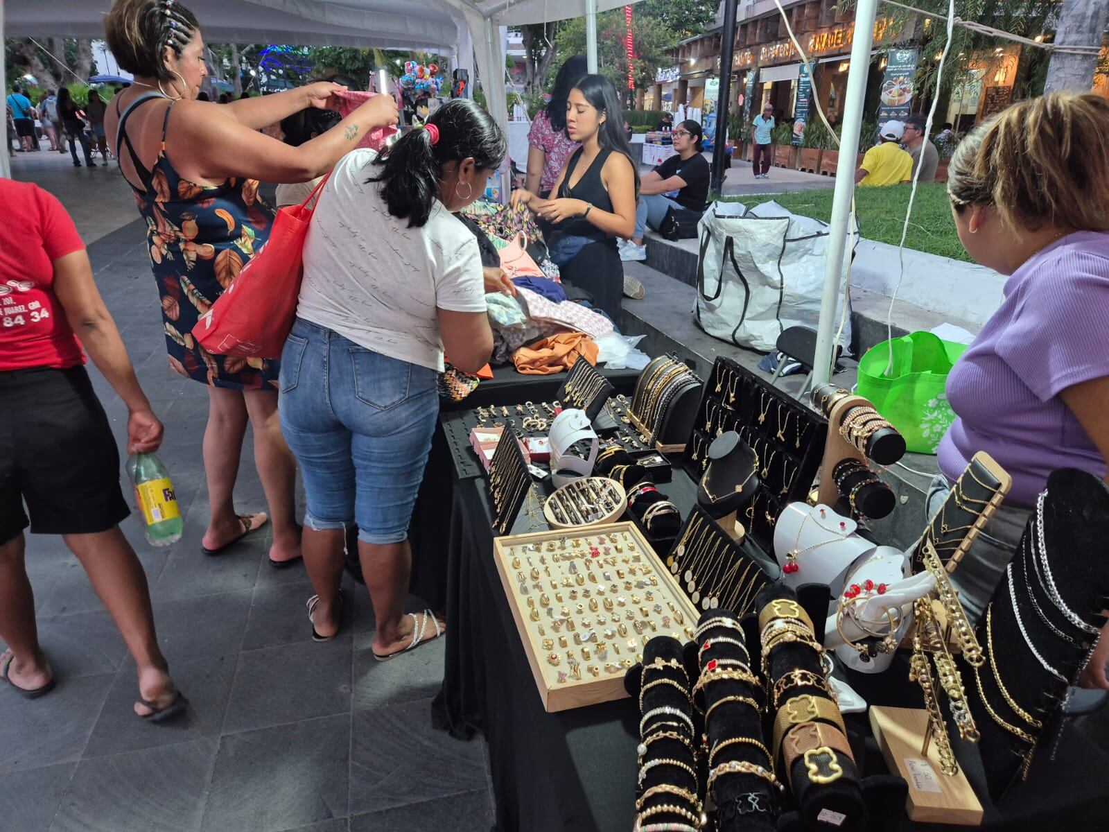 Mercado Joven 2025, Acapulco