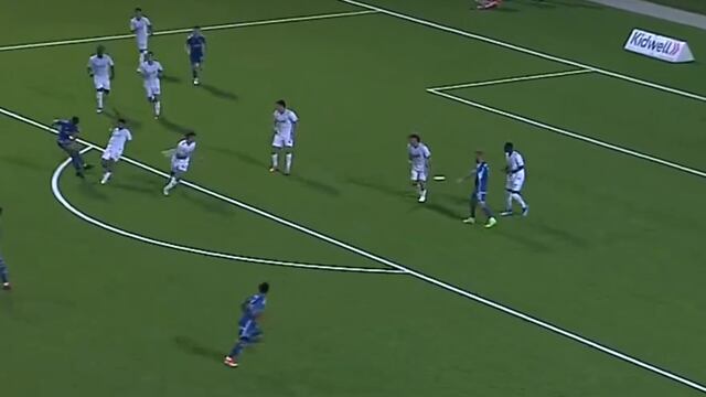 Alan Pulido y su gol con Sporting Kansas City