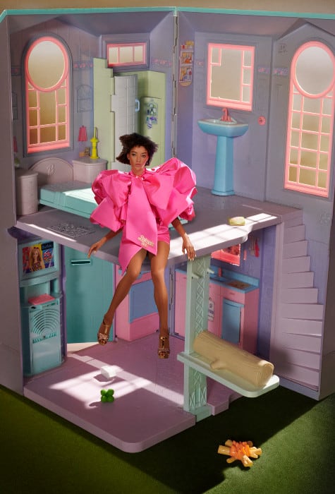Balmain y Barbie lanzan colección unisex