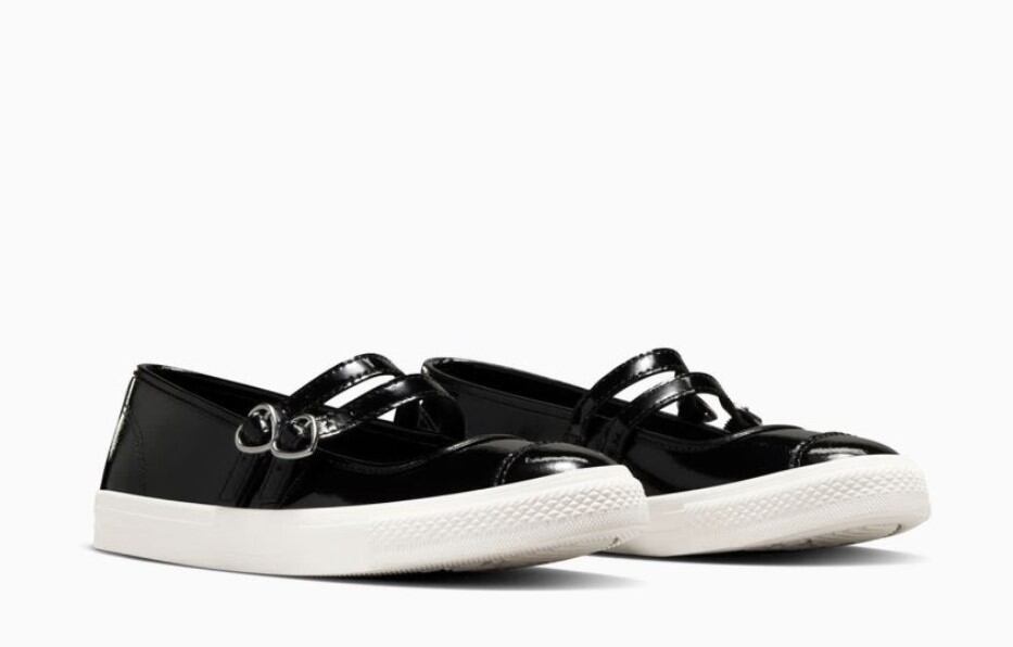 Converse de San Valentín