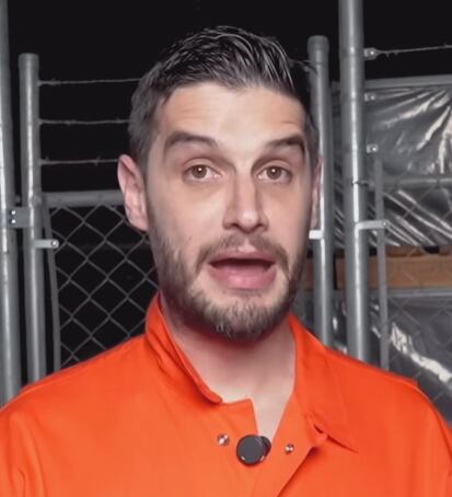 Adrián Marcelo se disculpa con Mariana Rodríguez