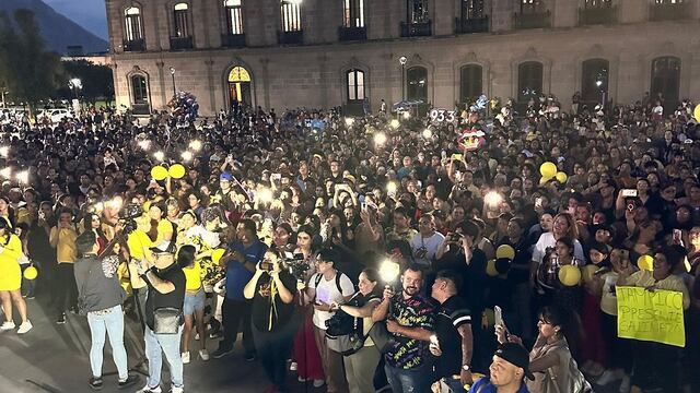 Gallinazo masivo a favor de Mario Bezares