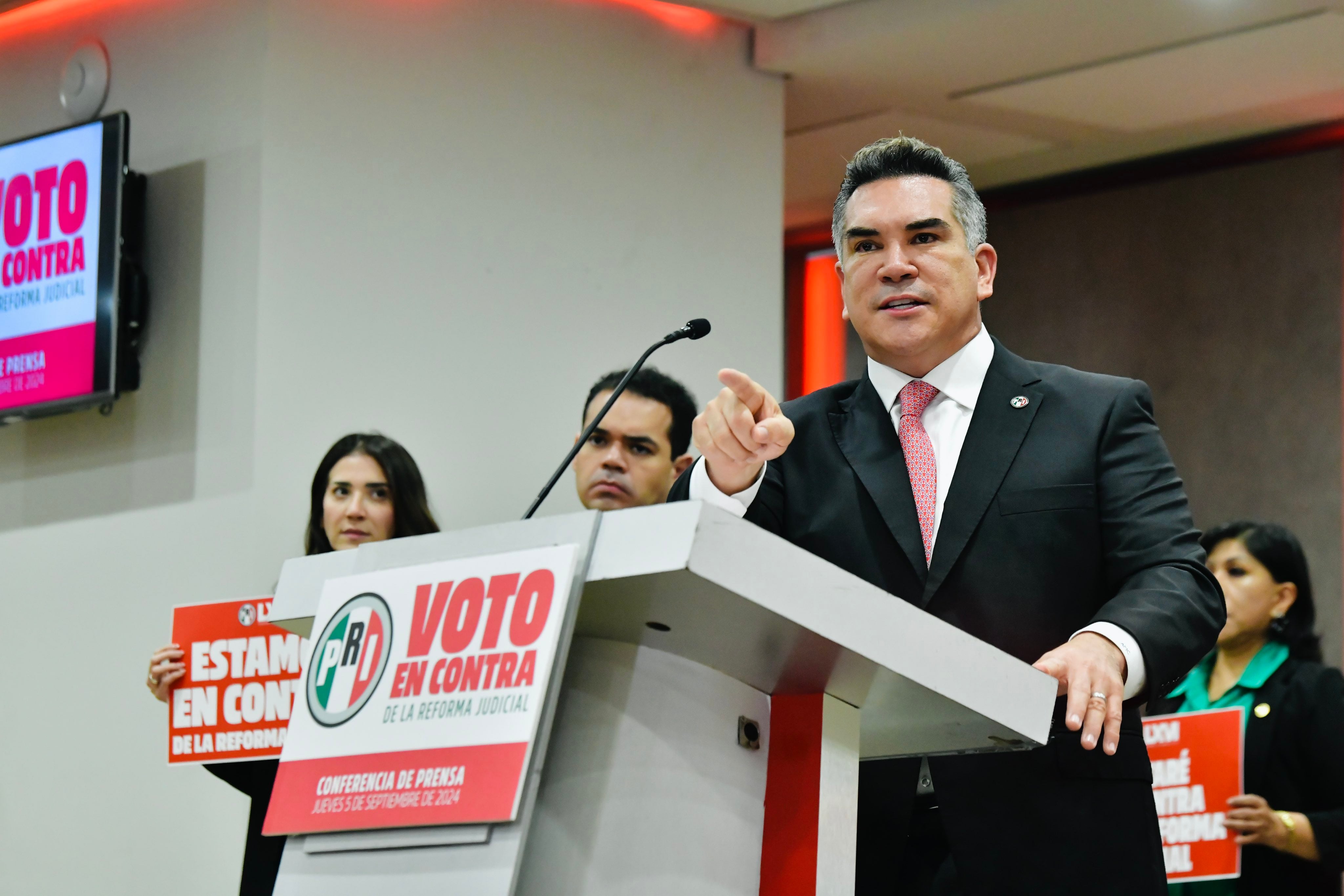 Alejandro Moreno anuncia que el PRI irá unido contra la reforma al Poder Judicial