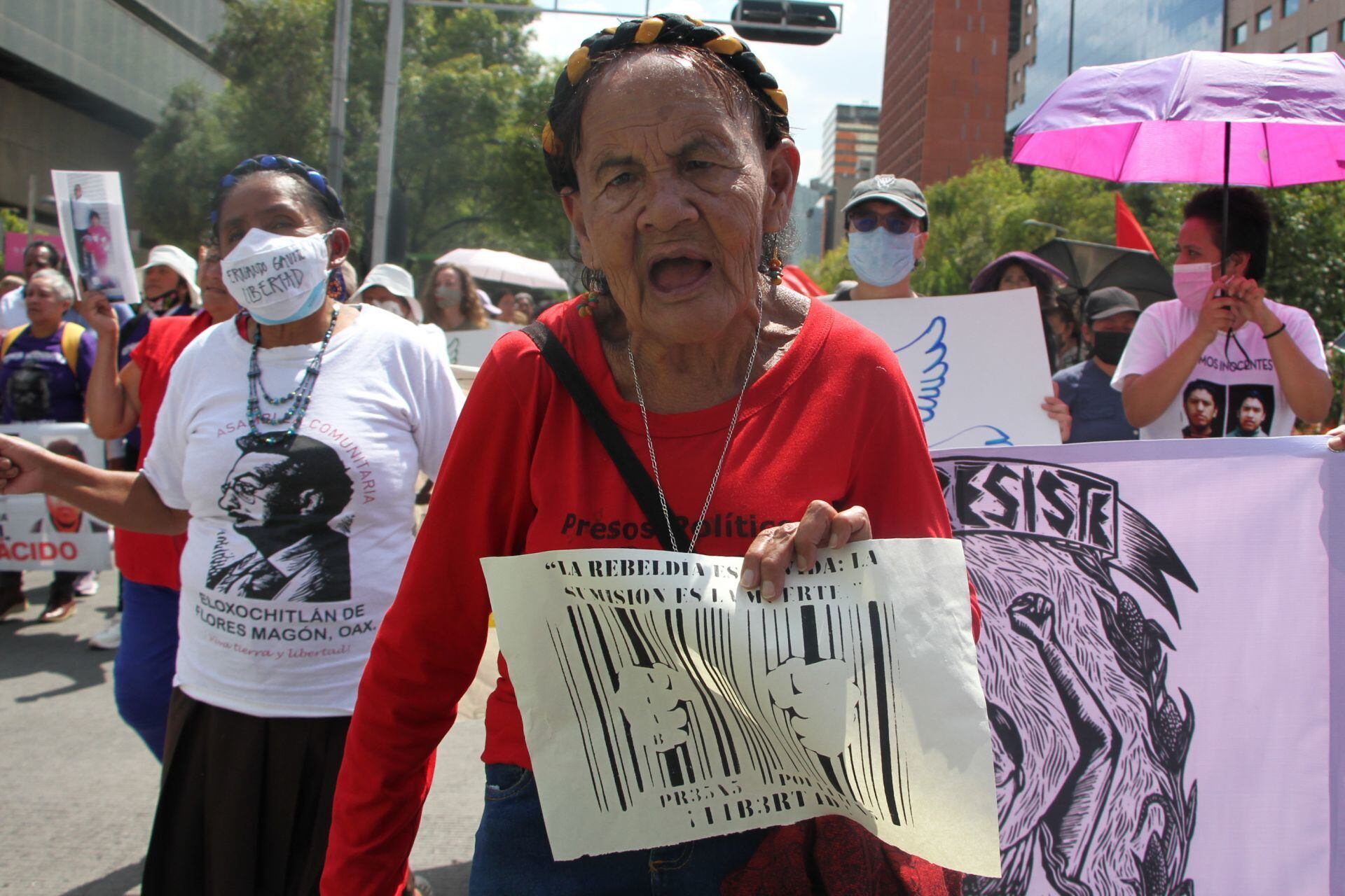 Marcha por la liberación de presos políticos hacia la SCJN