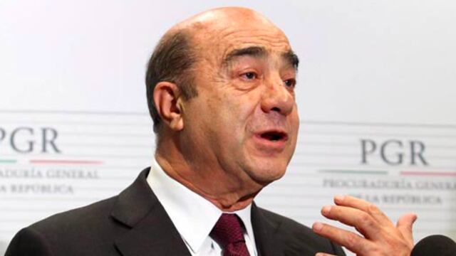 Jesús Murillo Karam confirmó que ya solicitó la colaboración de la Interpol en la búsqueda de Olvera Amezcua. Foto/Notimex