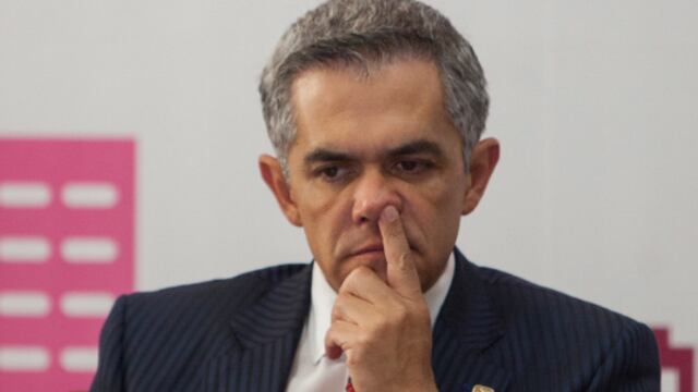 Lo que están haciendo es tratar de darle continuidad a un negocio en donde muchos empresarios tienen sus manos puestas.