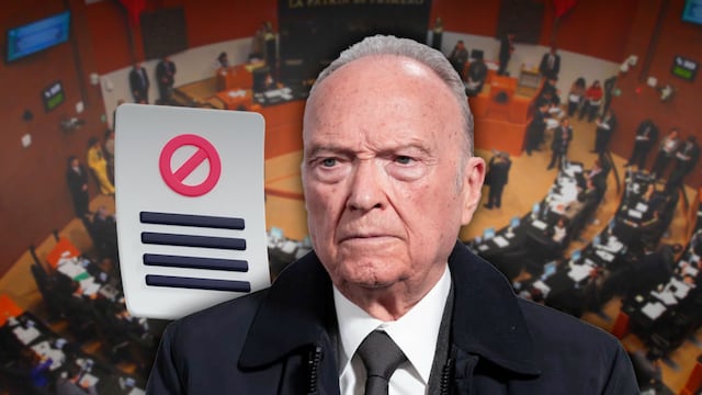 Alejandro Gertz Manero acepta su renuncia ante un grupo de senadores