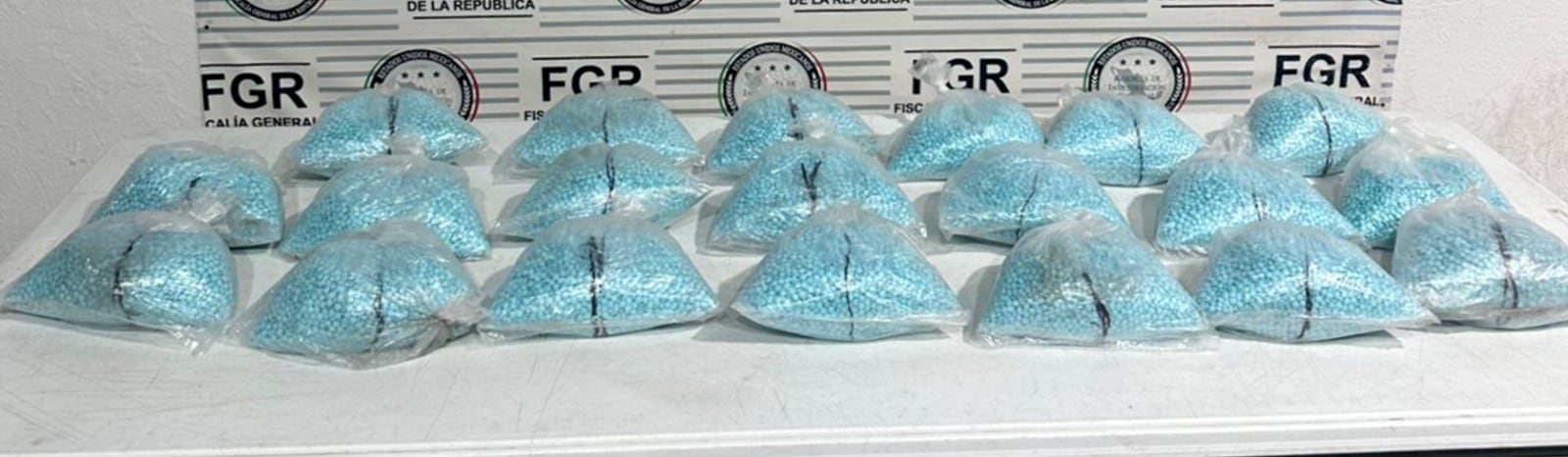 Detienen a 2 personas en Sonora por transportar pastillas de fentanilo