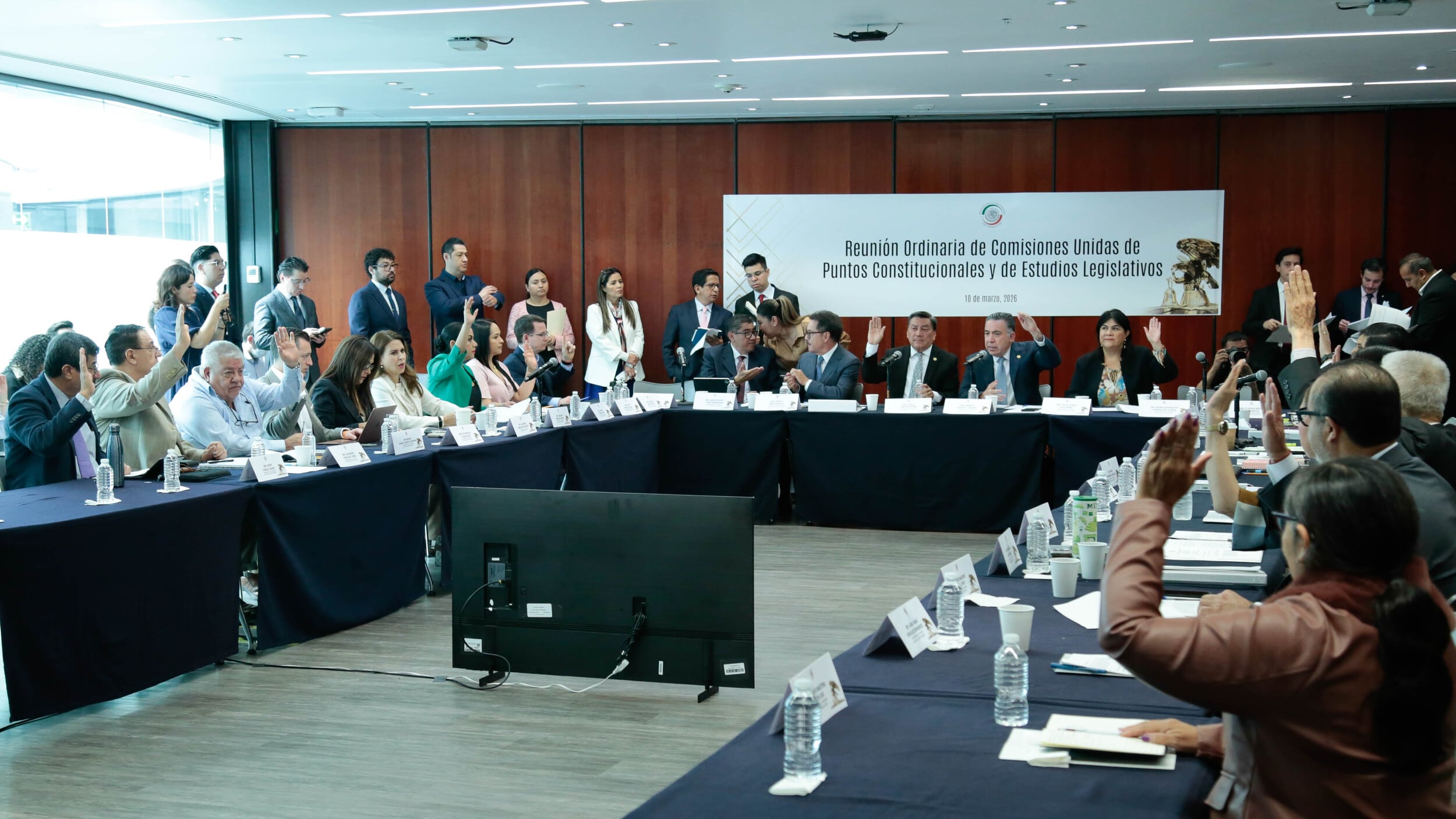 Comisiones del Senado avalan por unanimidad reforma a pensiones