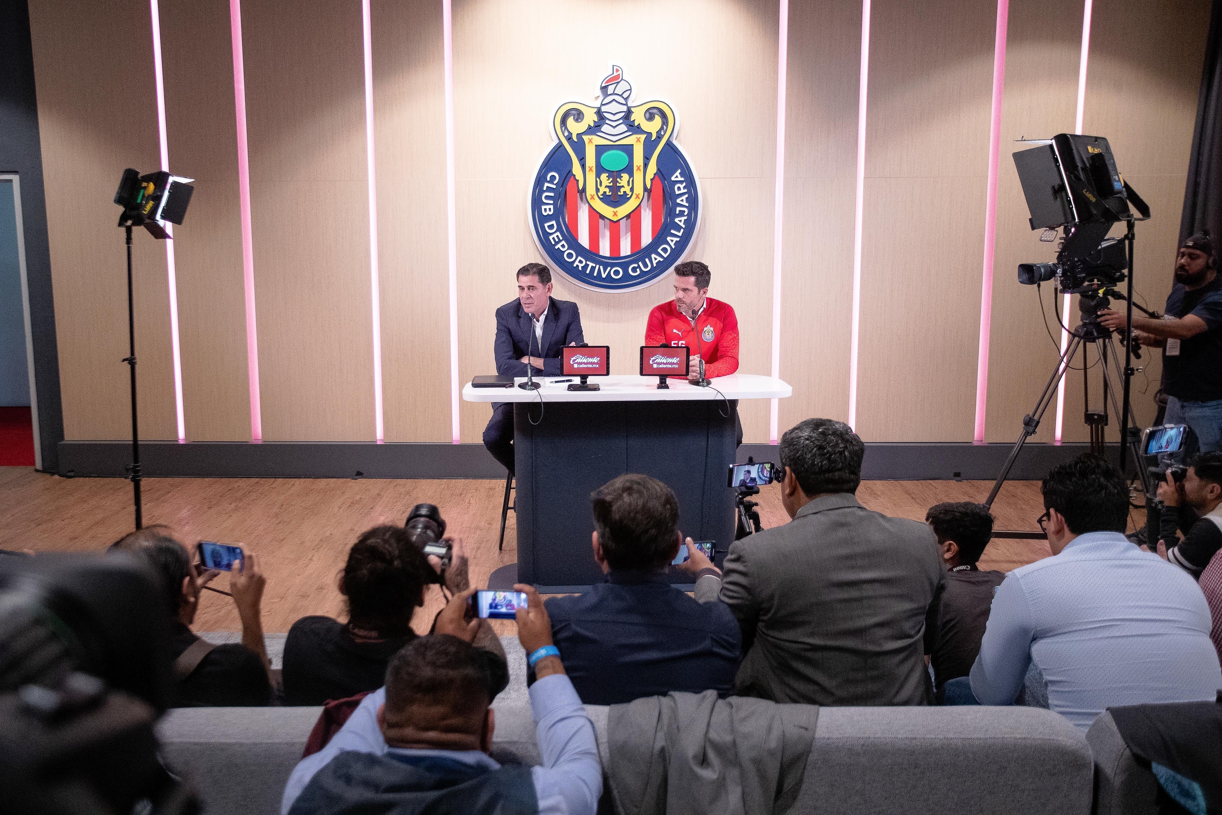 Fernando Hierro y Fernando Gago