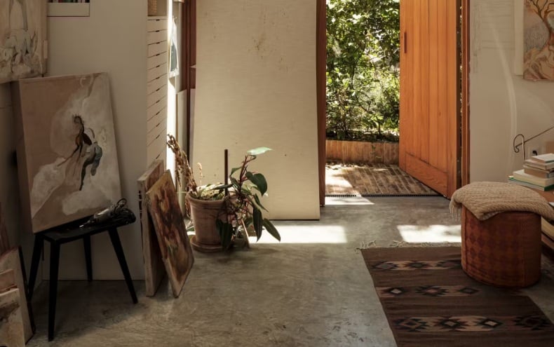 Exhiben lujosa casa de la hija de María Elena Álvarez-Buylla, exdirectora del Conahcyt