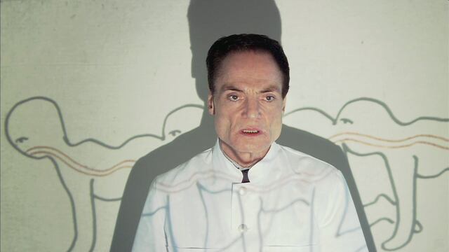 Dieter Laser en 'The Human Centipede'