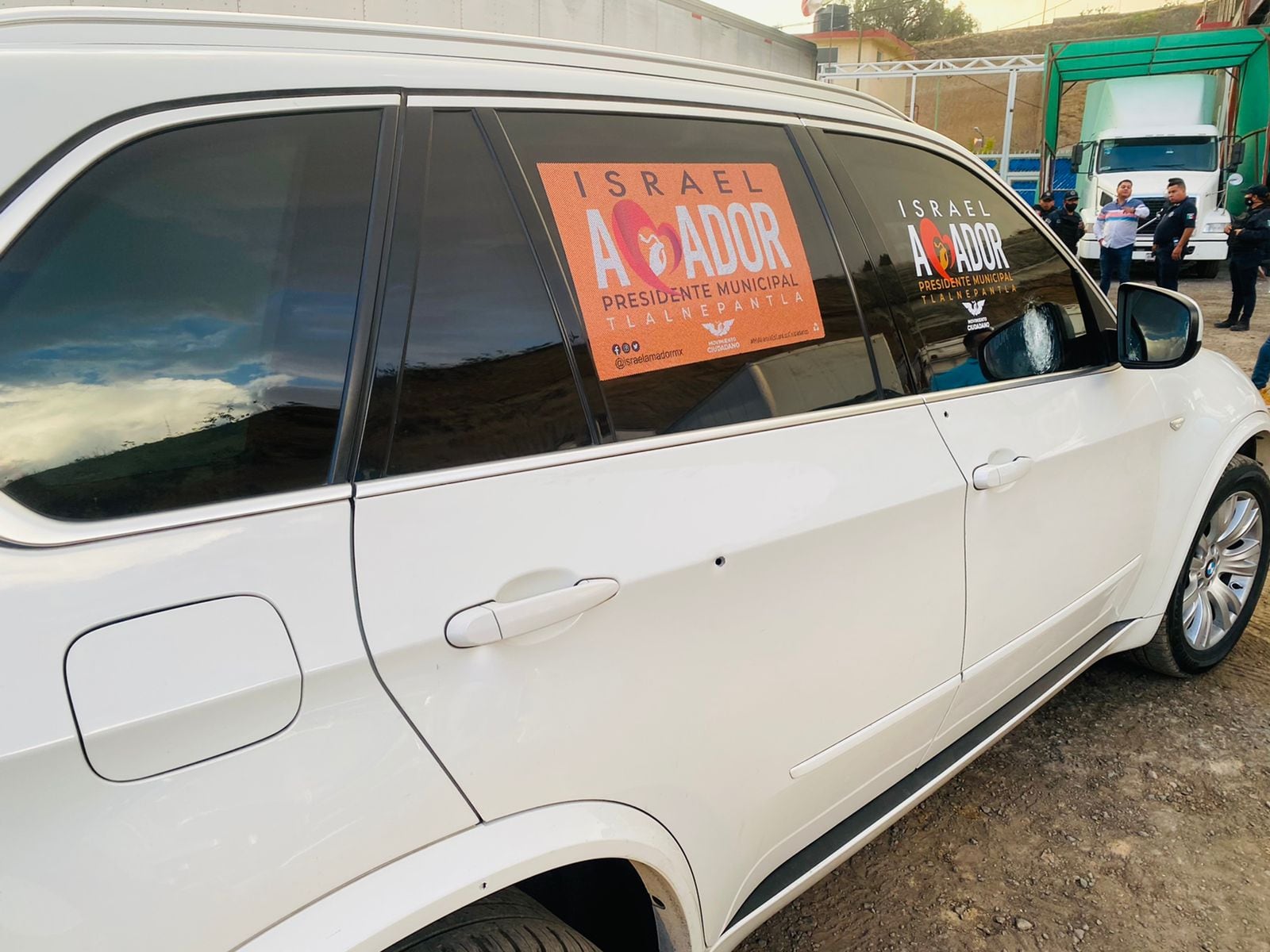 Automóvil de Israel Amador