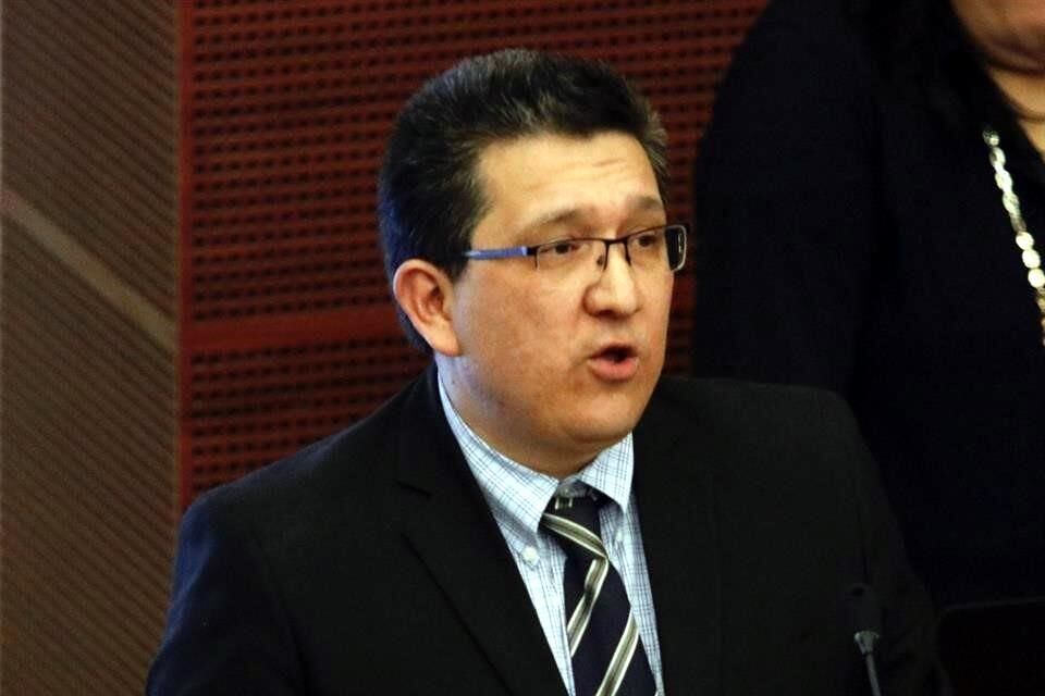 Rechazan postulación de Flavio Cienfuegos a la Secretaría Ejecutiva del INE