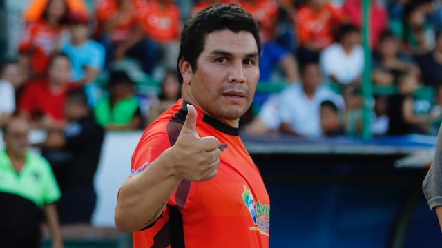 Cabañas en un duelo amistoso en México